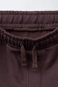 ENSEMBLE SWEAT ZIPPÉ ET PANTALON DE JOG AVEC ÉTIQUETTES