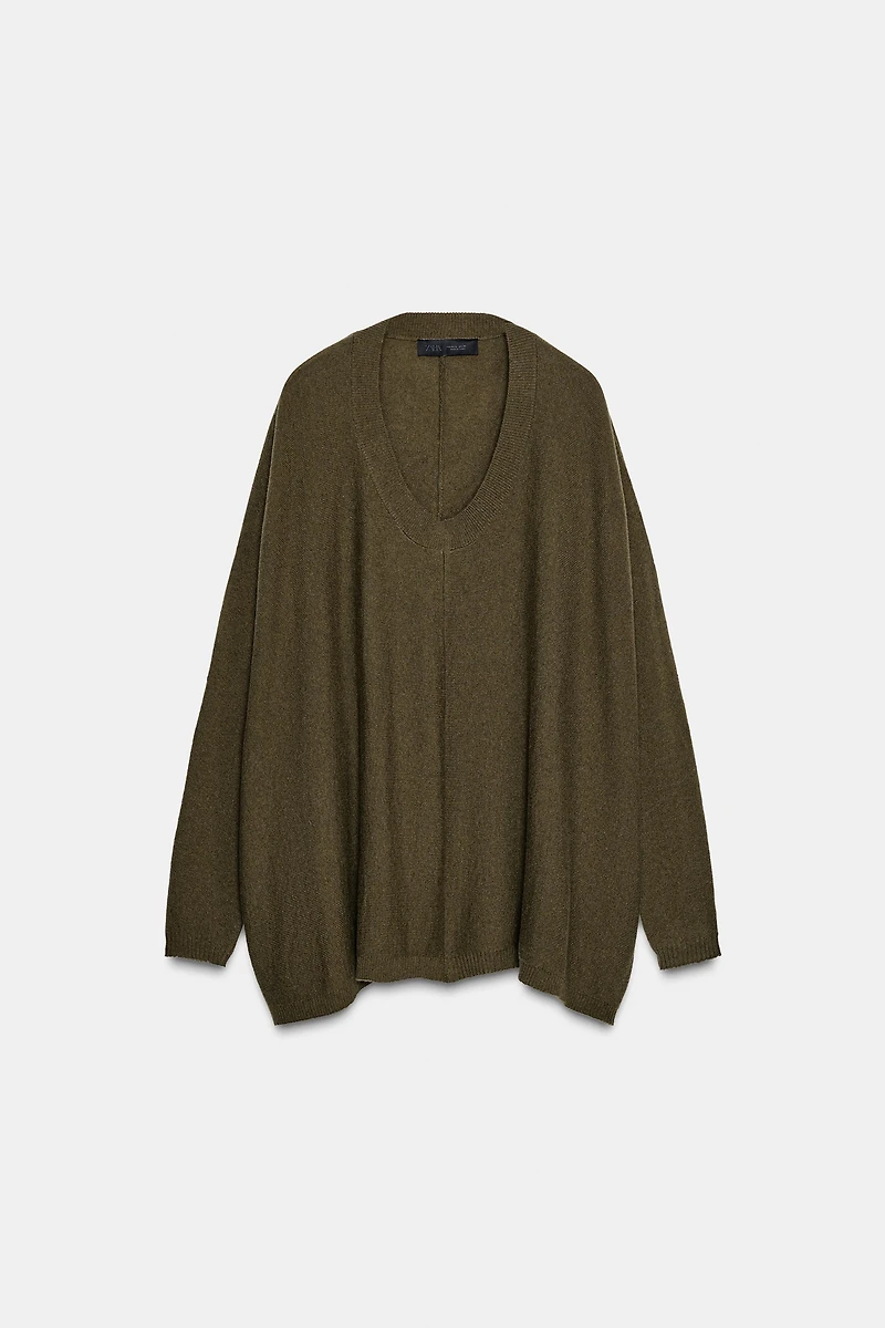 OVERSIZED WOOL JUMPER