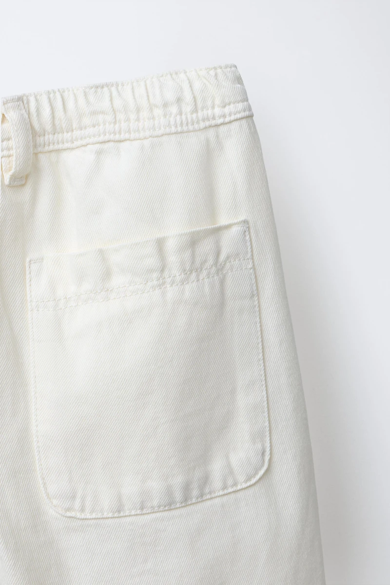 PANTALON À BOUTONS