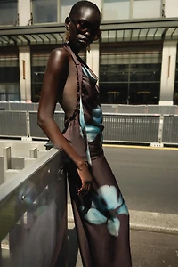 FLORAL PRINT SATIN PANTS