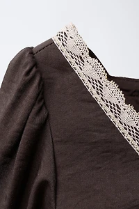 CONTRAST LACE SATIN EFFECT DRESS