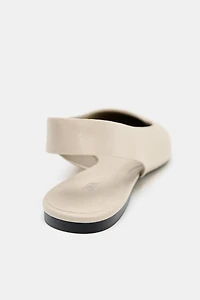 LEATHER SLINGBACK BALLET FLATS
