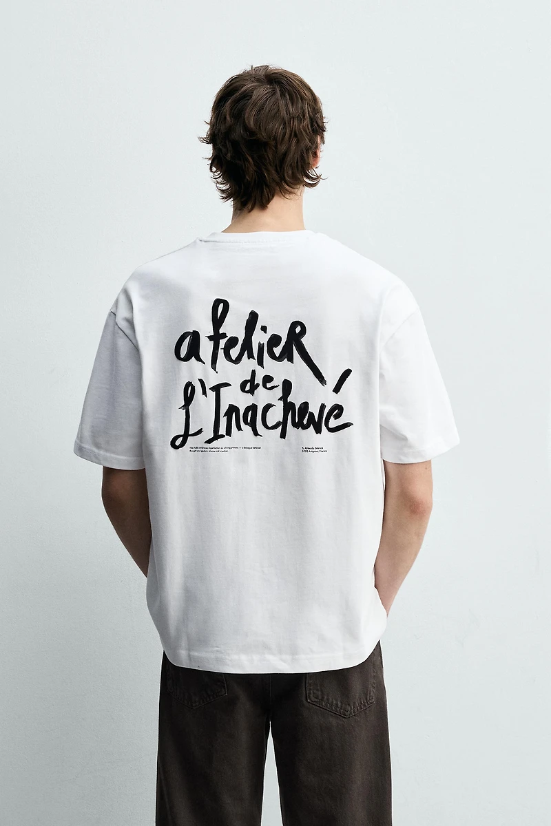 TEXTURED TEXT T-SHIRT
