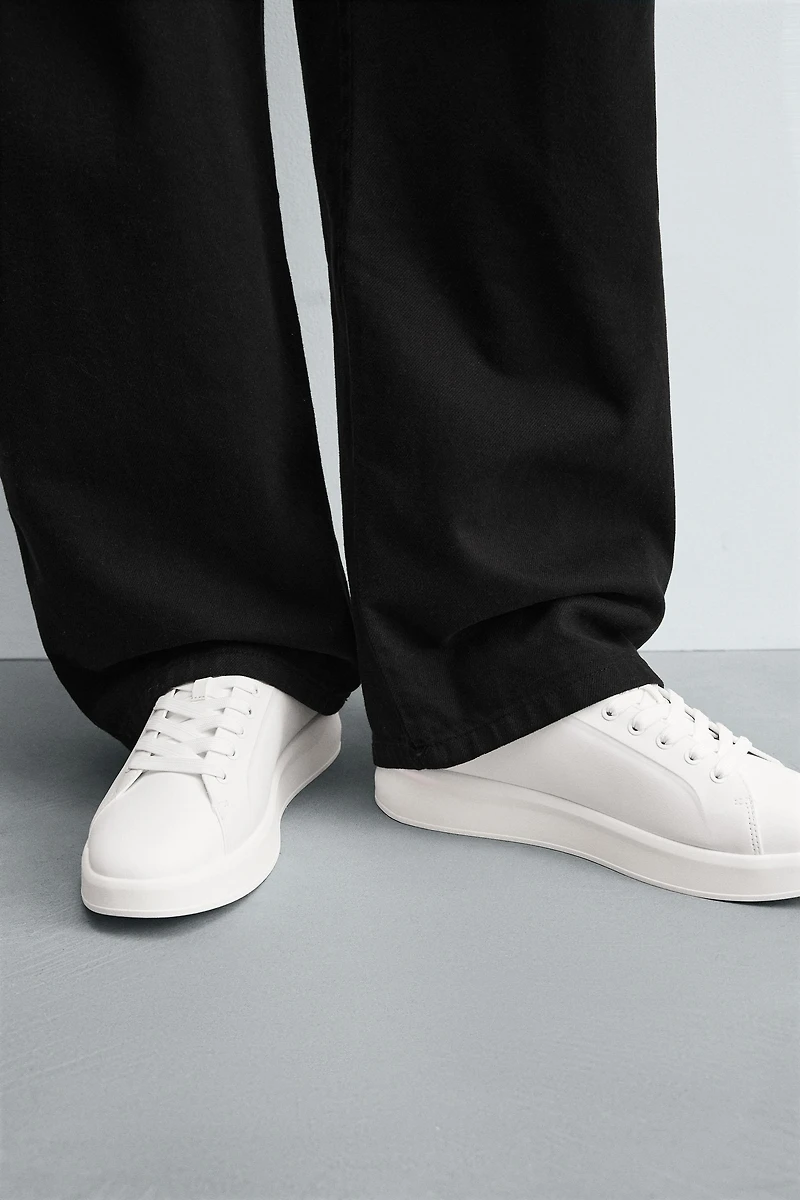 MONOCHROME CHUNKY SNEAKERS