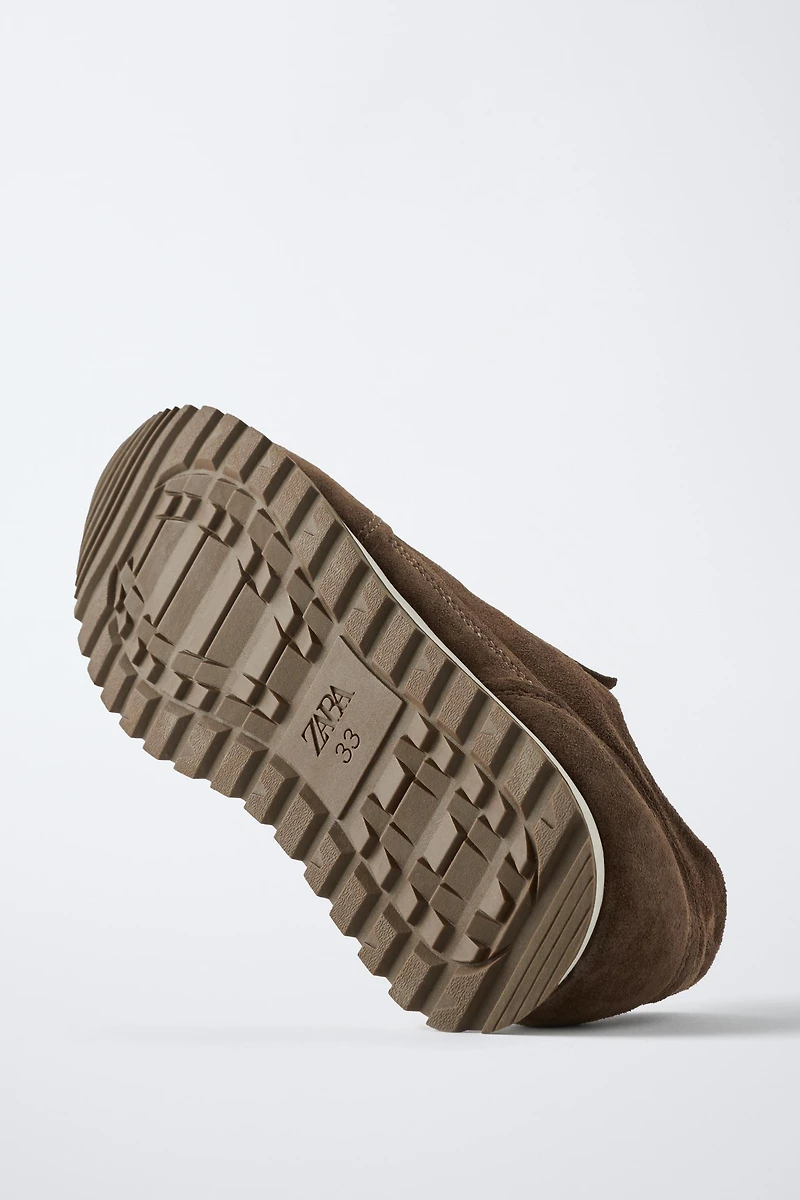 LEATHER SNEAKERS