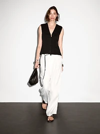 V-neck knit vest