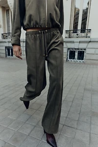 WIDE LEG ELASTIC WAIST PANTS