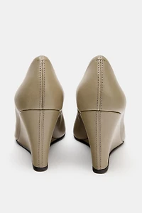 LEATHER WEDGE SHOES