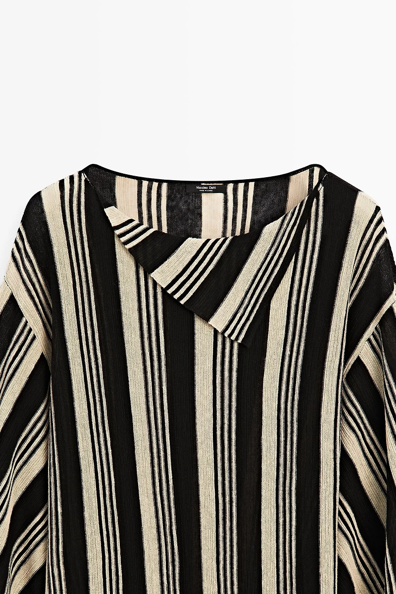 Pull en maille style tunique rayé
