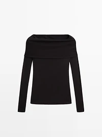 Long sleeve strapless T-shirt