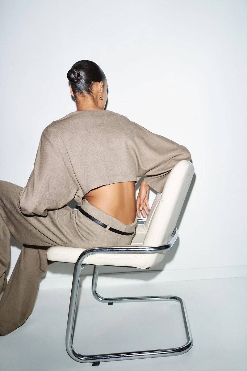 LONG SLEEVE CROP TOP