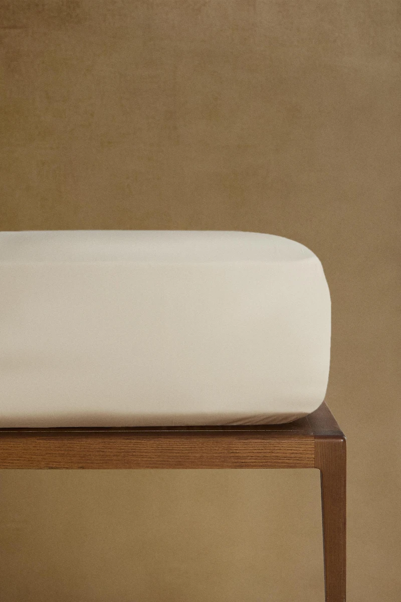 PERCALE FITTED SHEET | 11.8" THICK (200 THREAD COUNT)