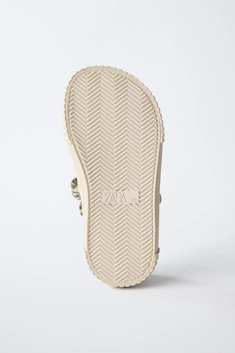 ANIMAL PRINT BAREFOOT SNEAKERS