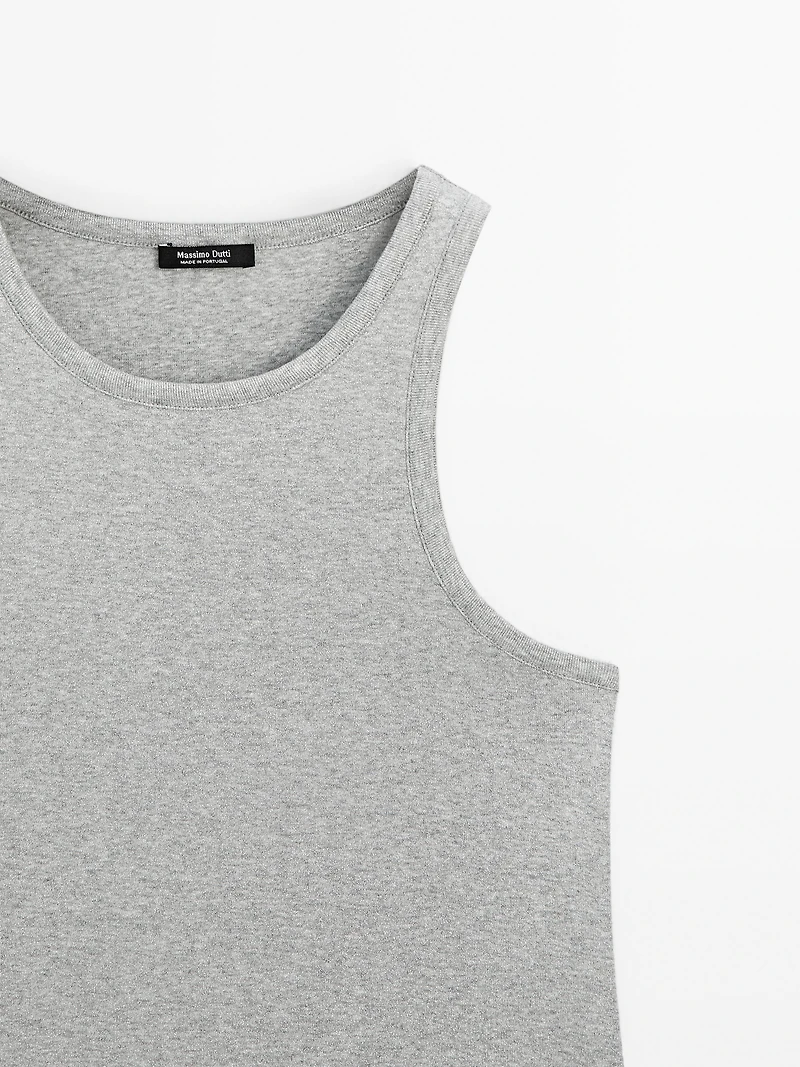 Top scintillant à col rond