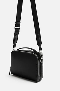 TEXTURED CROSSBODY BAG