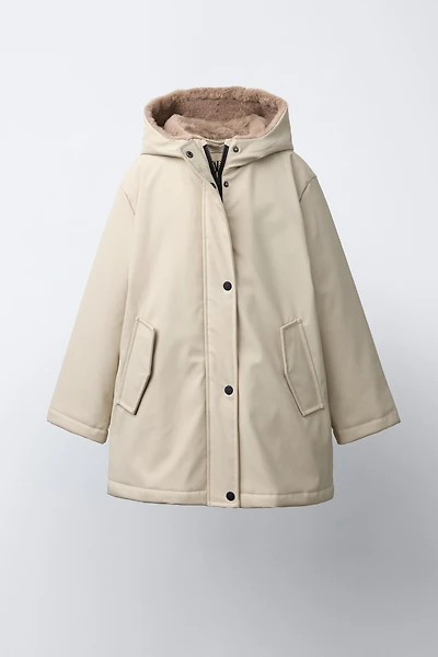 RUBBERIZED WATER RESISTANT FUR EFFECT RAINCOAT