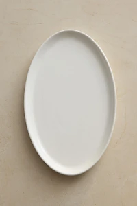 OVAL CERAMIC BATHROOM TRAY