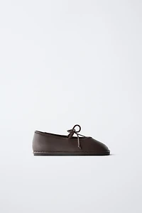 BALLERINES EN CUIR