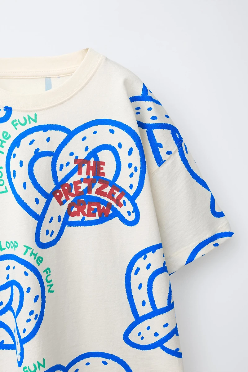 PRETZEL PRINT T-SHIRT