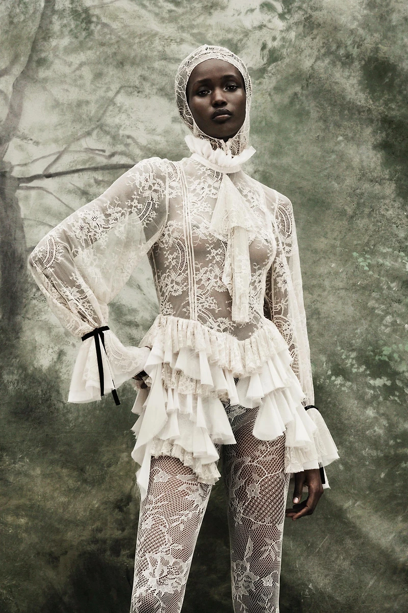 LACE RUFFLE TOP ZW COLLECTION LIMITED EDITION