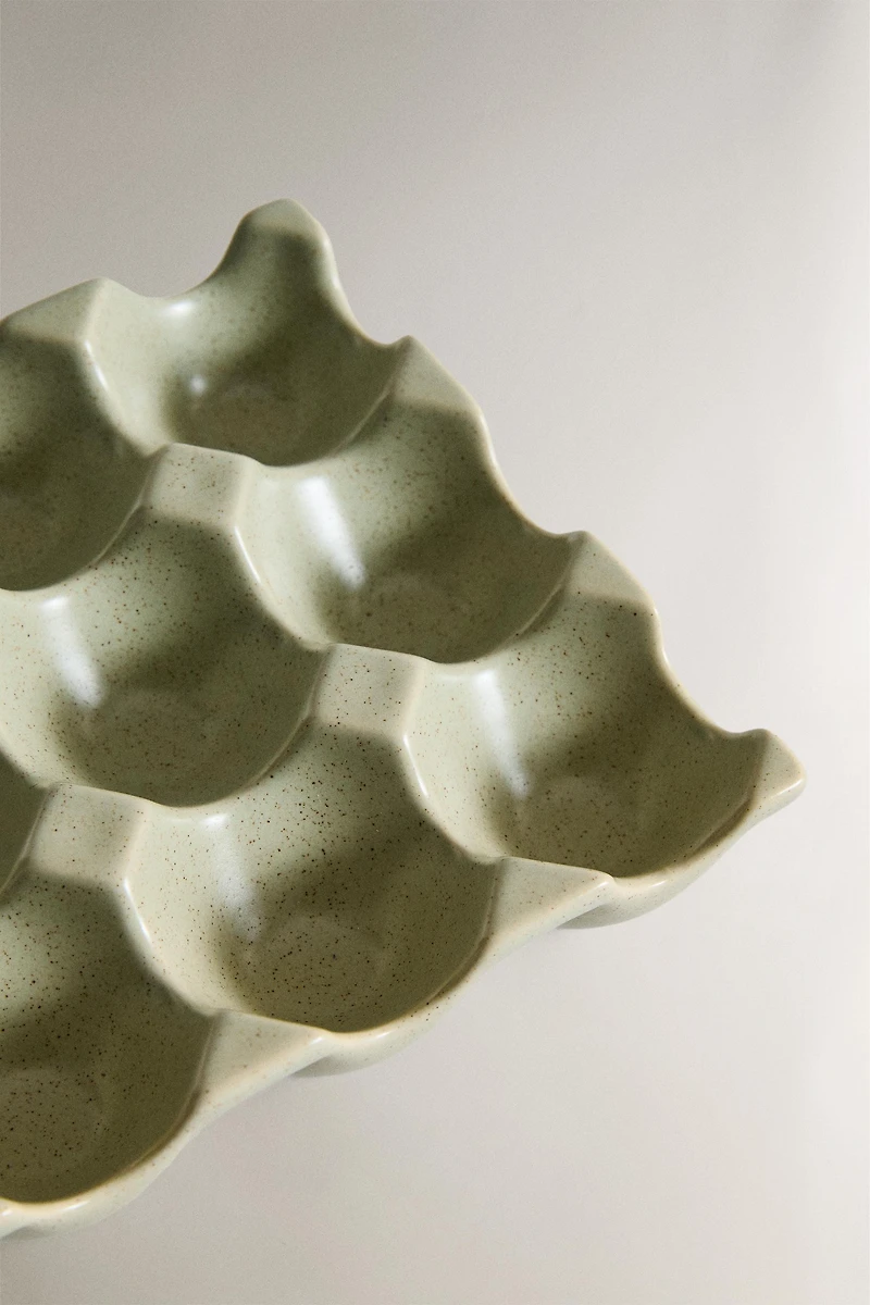 STONEWARE EGG CUP 12