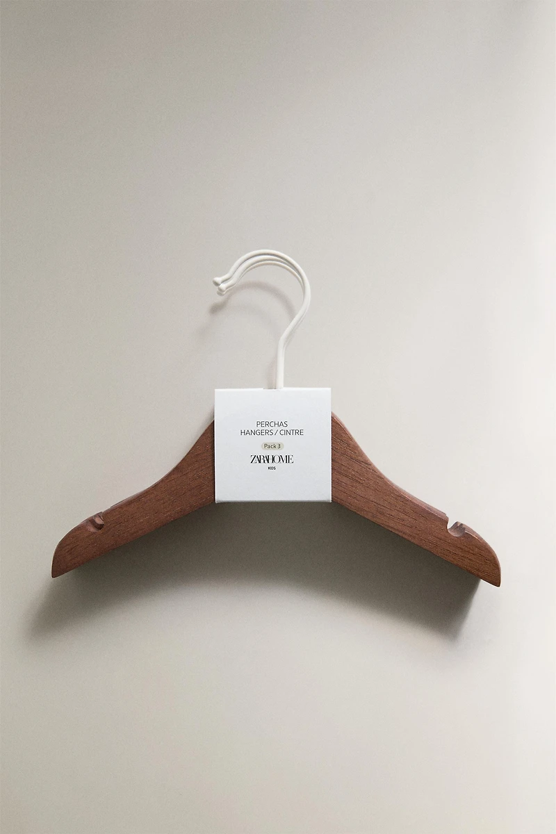 KIDS' WOODEN HANGERS (PACK OF 3)