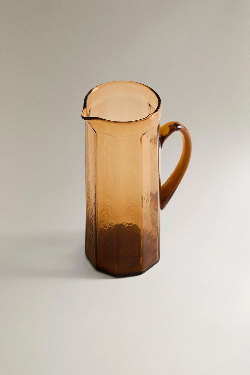 HAMMERED GLASS PITCHER