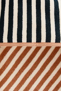 SERVIETTE DE BAIN CAPUCHE BÉBÉ RÉVERSIBLE RAYURES