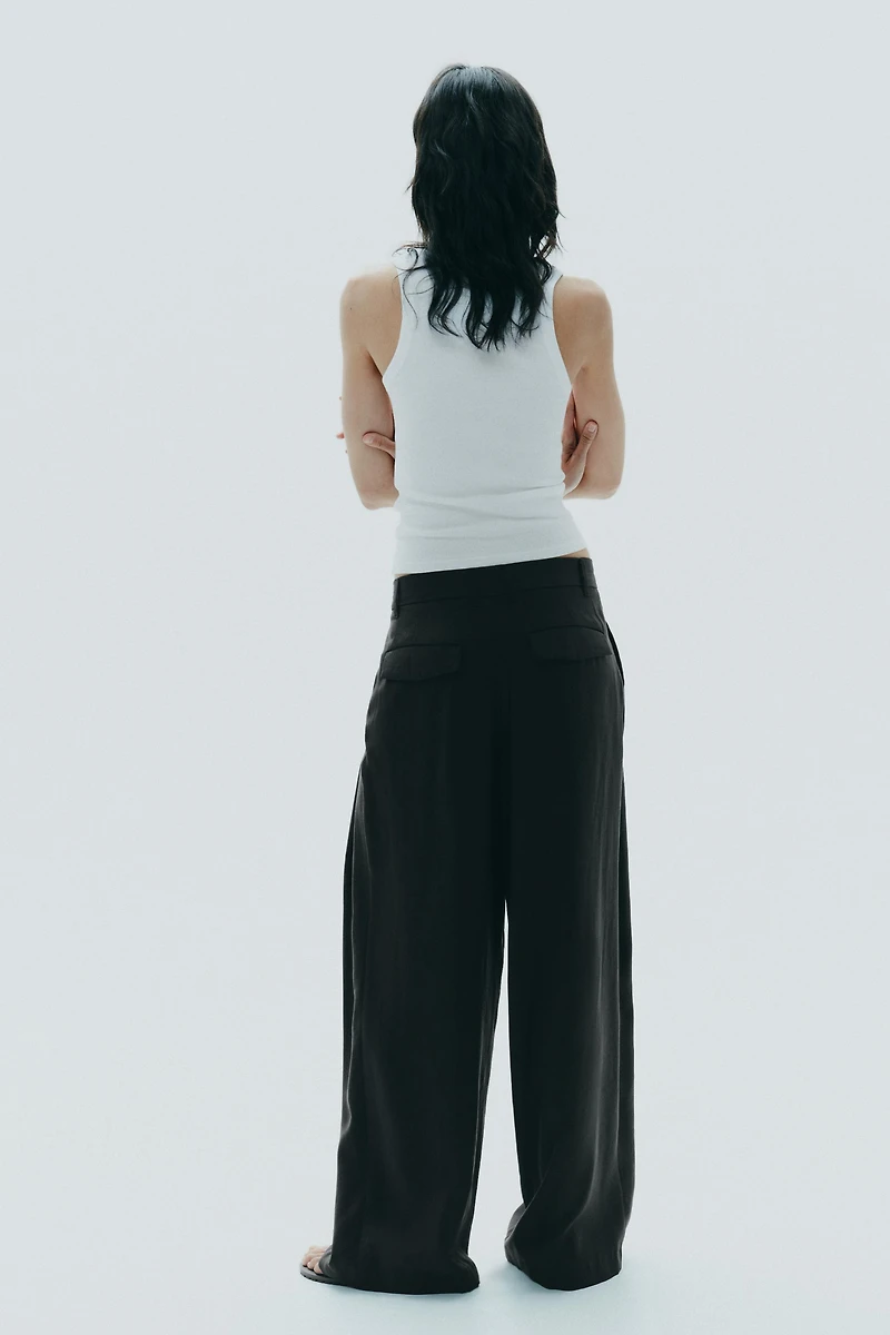DOUBLE PLEAT FLAP PANTS