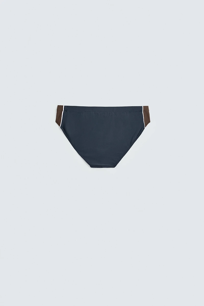 SLIP DE BAIN COULEUR BLOCK