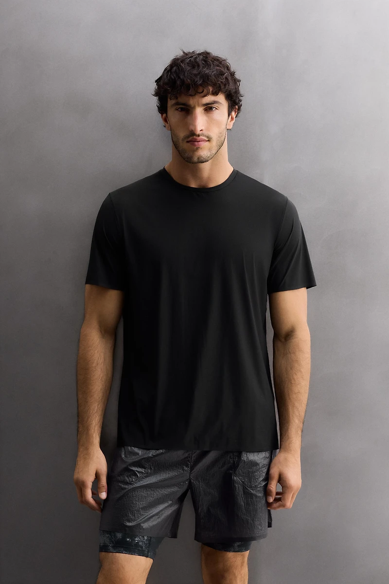 LIGHTWEIGHT TECHNICAL T-SHIRT