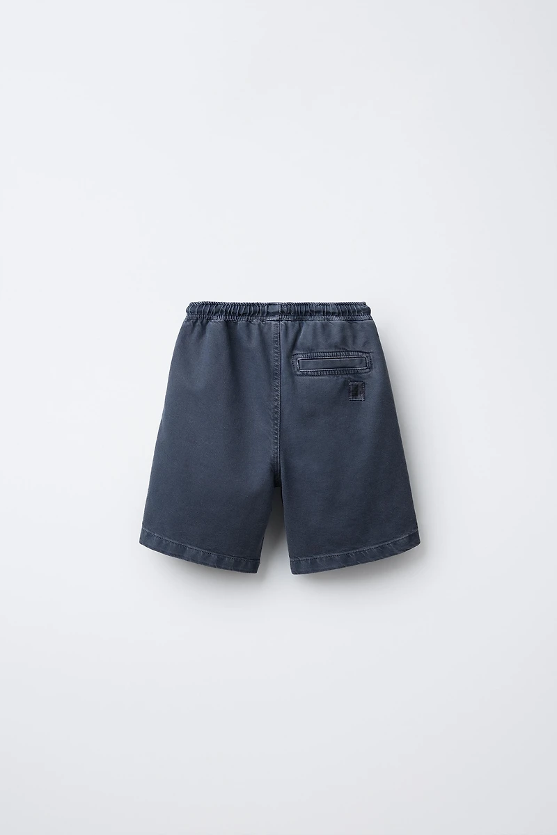 FLOWY TWILL SHORTS