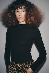 LONG SLEEVE RIBBED BODYSUIT