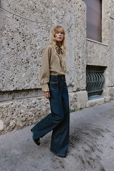 Z1975 WIDE LEG MID-RISE CHAIN JEANS
