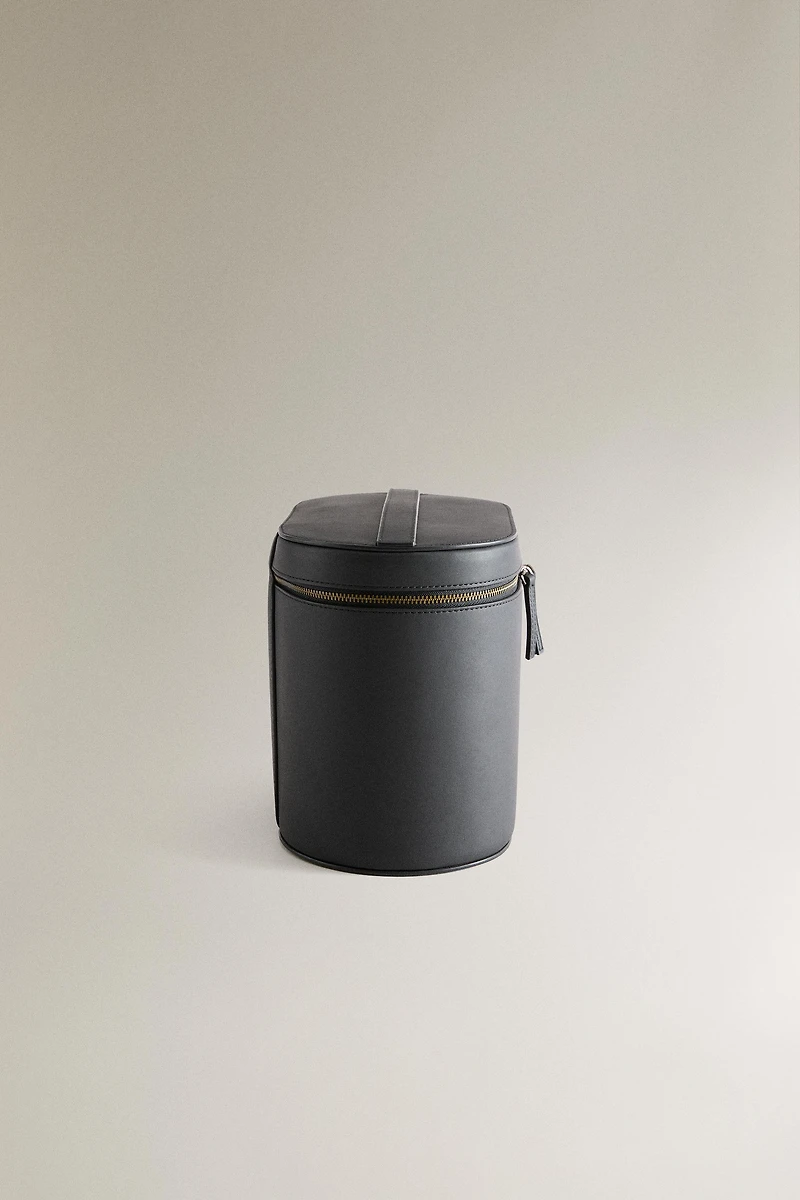 RIGID LEATHER MIRRORED MAKEUP BAG
