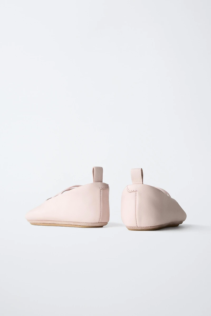 BALLERINES EN CUIR