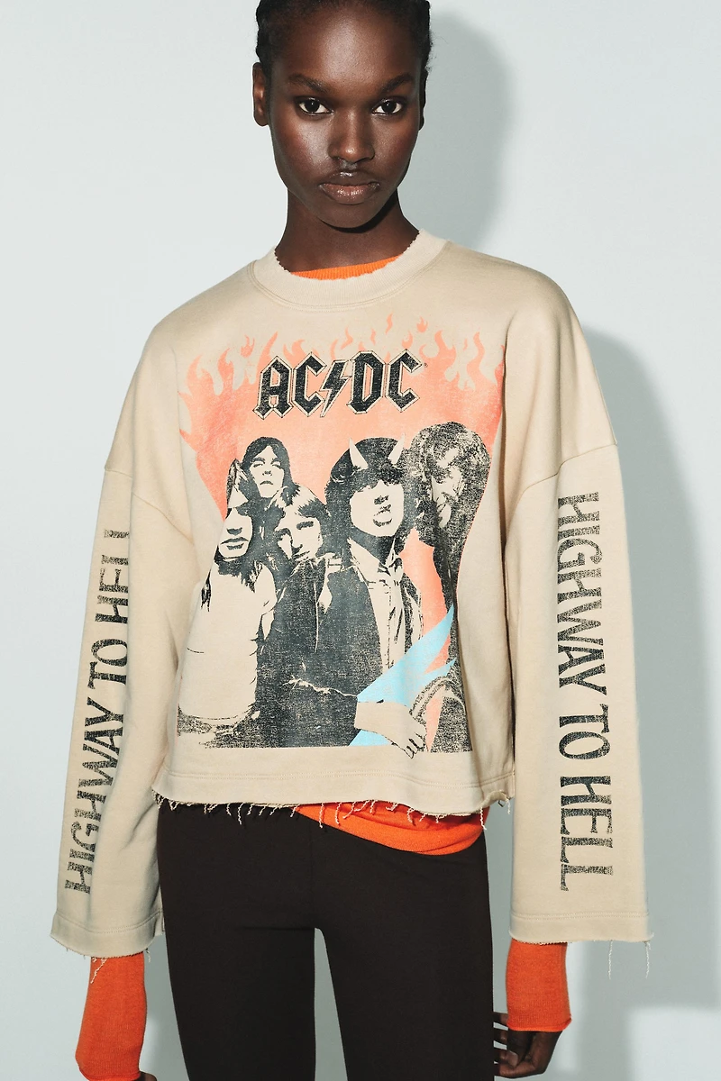 AC/DC ® SWEATSHIRT