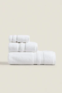 SERVIETTE DE BAIN EXTRA-DOUCE DOUBLE FRISE