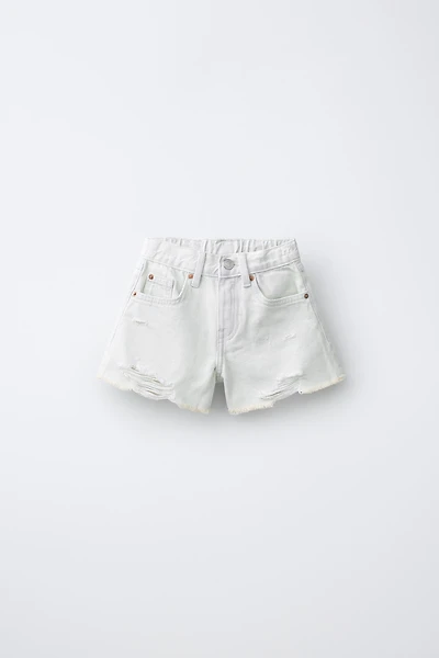 SHORT EN JEAN DÉCHIRÉ