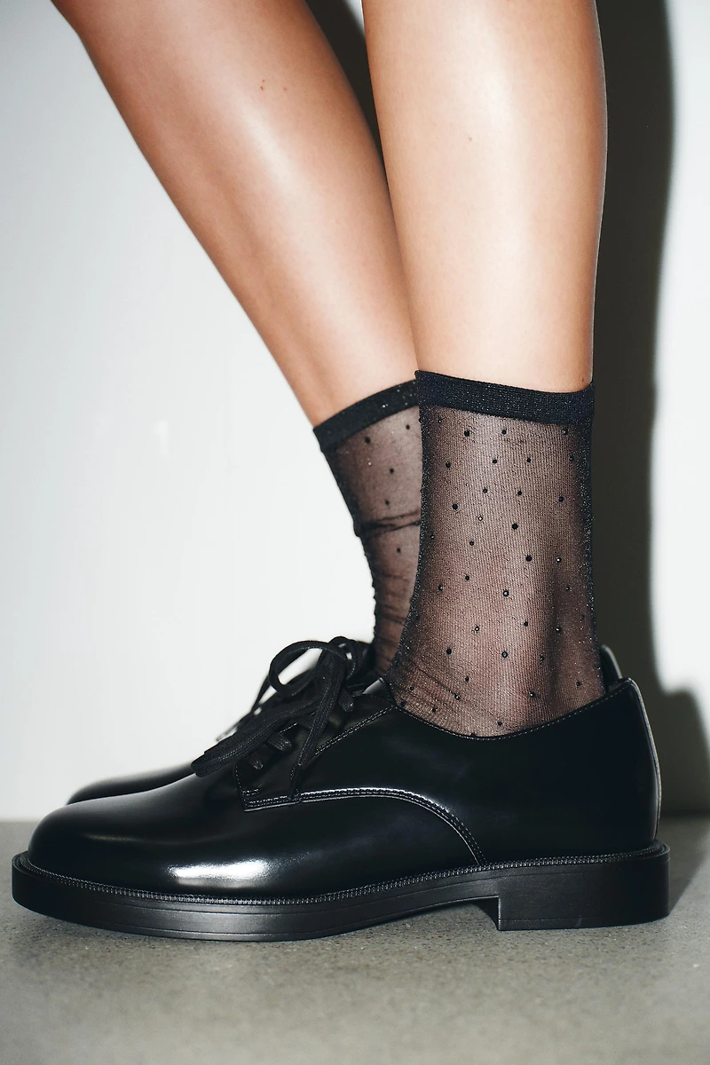 LACE-UP DERBY SHOES