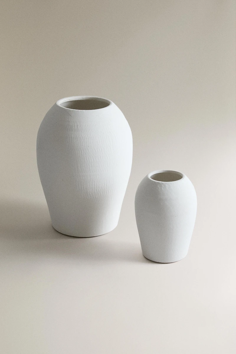 TEXTURED CERAMIC VASE