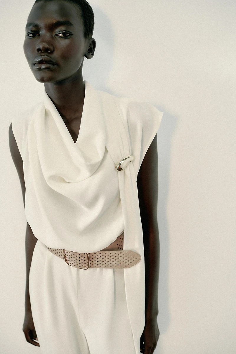 GOLD-TONE HARDWARE BELTED JUMPSUIT
