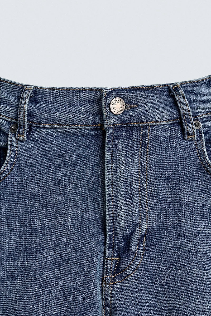 SLIM FIT JEANS