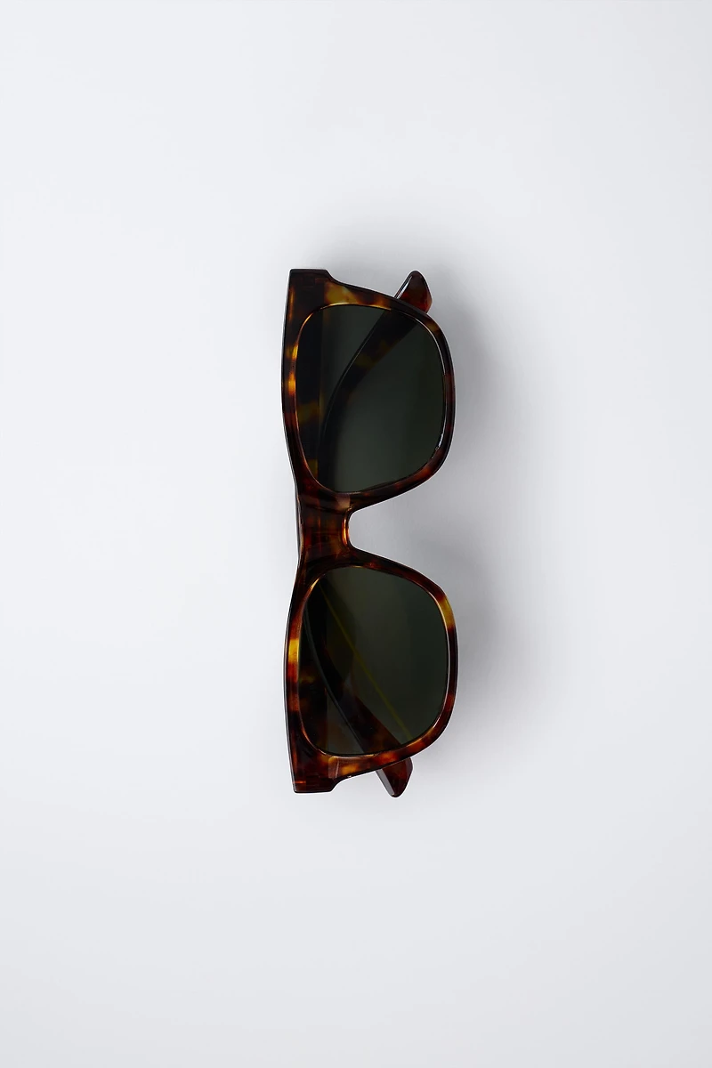 RECTANGULAR PLASTIC FRAME SUNGLASSES