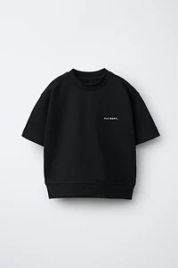 SHORT SLEEVE RAISED TEXT SWEATSHIRT