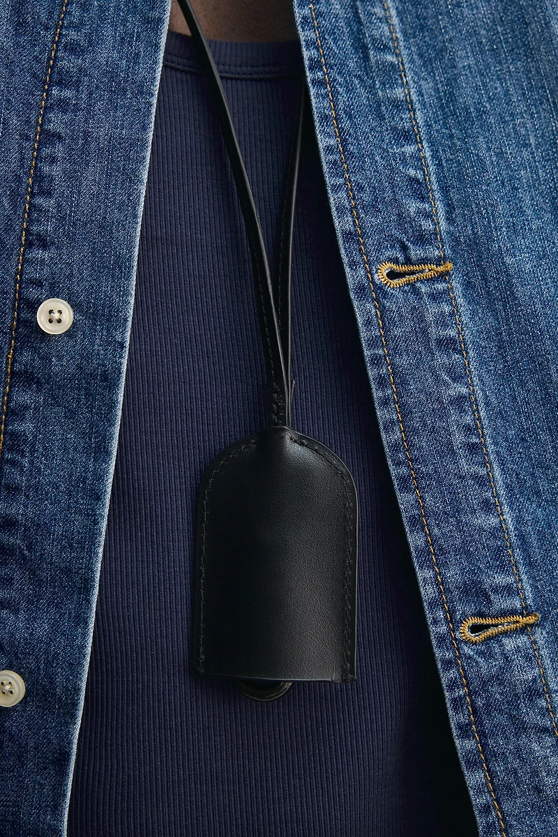 LEATHER PENDANT KEYCHAIN LIMITED EDITION