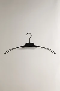 CINTRE MÉTALLIQUE PLIABLE
