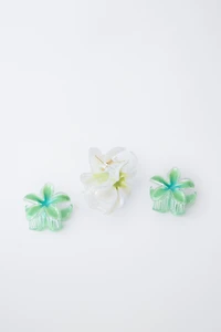 PACK OF THREE HIBISCUS HAIR CLIPS