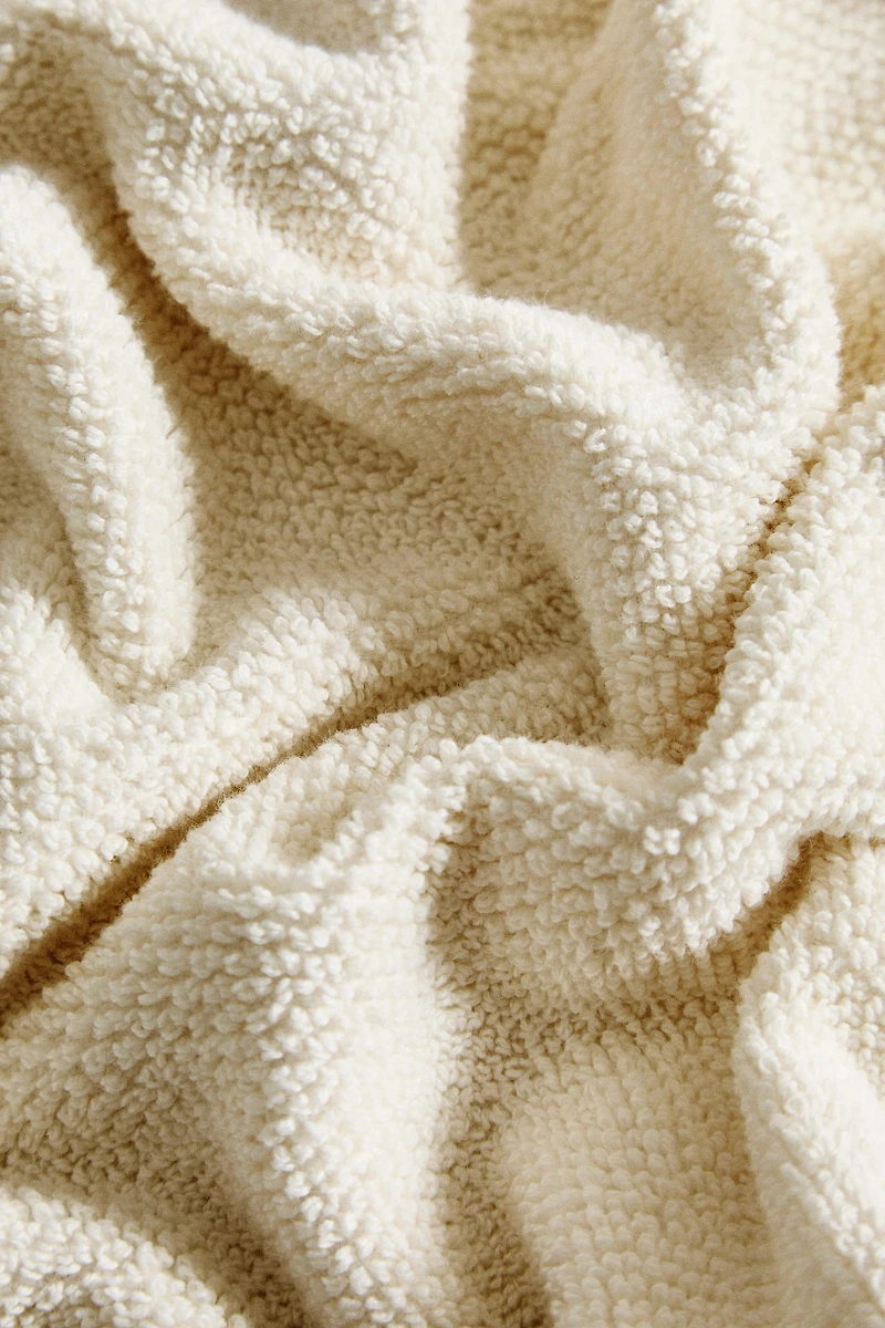 BATH TOWEL WITH RICE STITCH COLORED EDGE