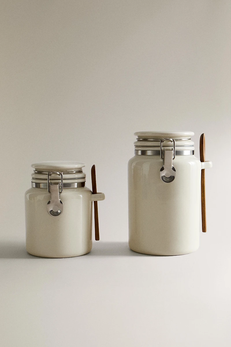 CERAMIC JAR WITH SPOON